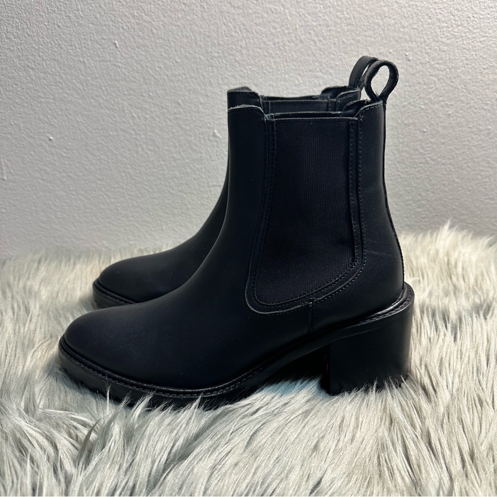 Thursday Company Knockout Chelsea Boots